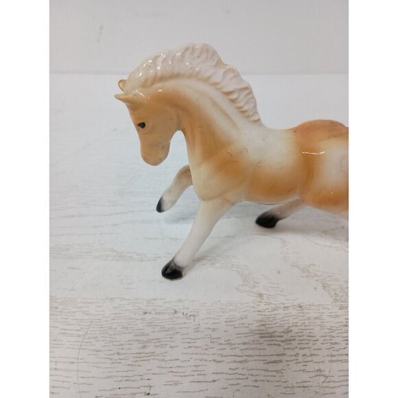 Vintage Ceramic Pottery Palomino Horse Pony Figurine Prancing Collectible Japan - Picture 2 of 11